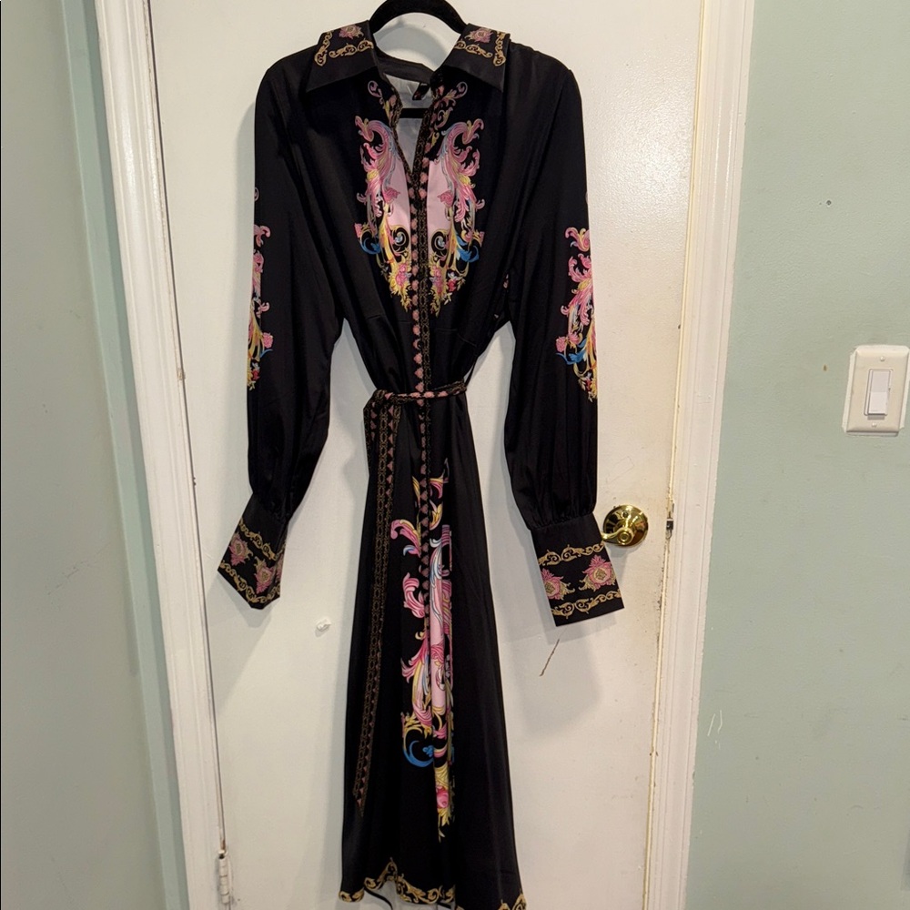 Chic Black and Pink Long Sleeve Dress